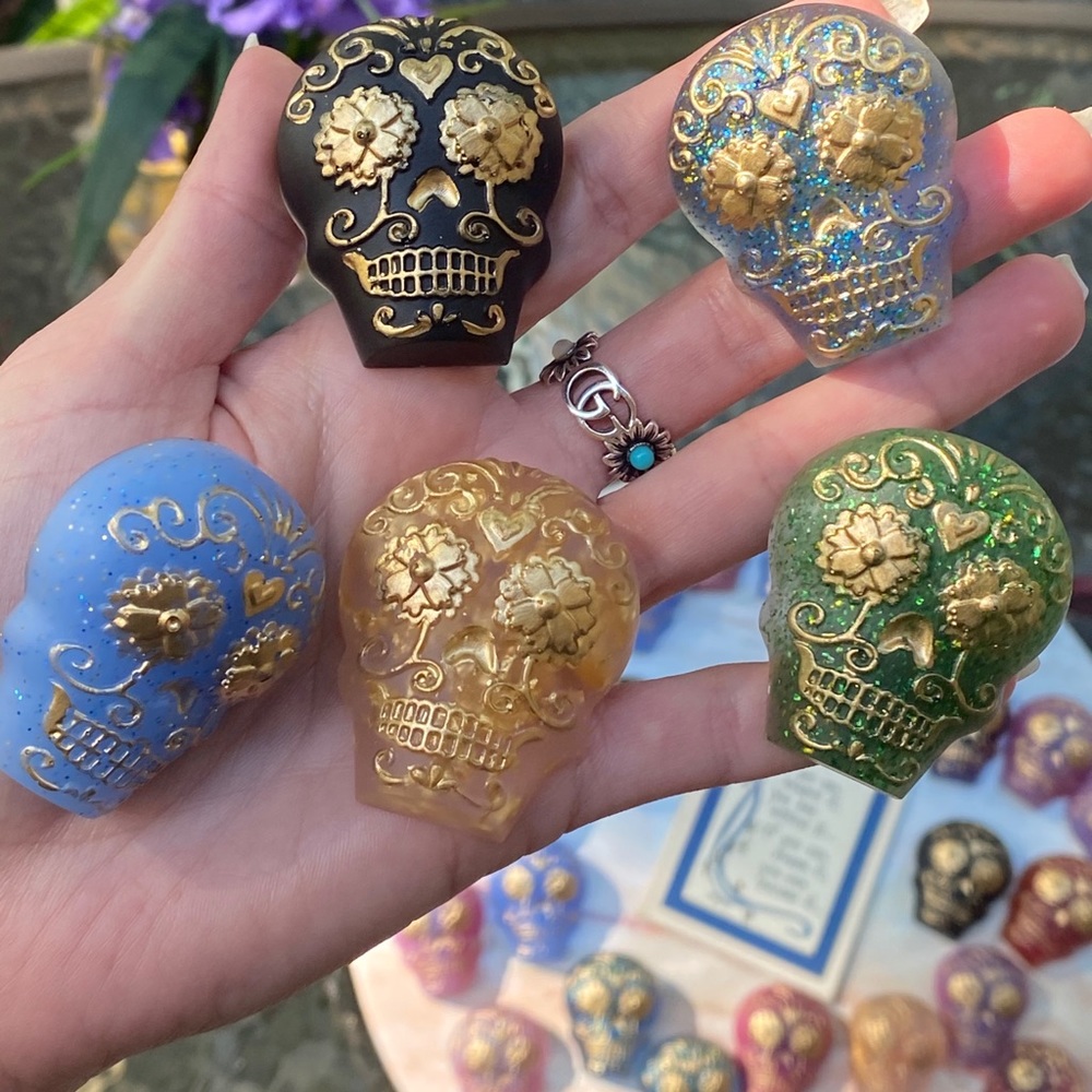 Sugar Skull Magnets PACK OF 4 Colorful Resin Art - Picture 8 of 16